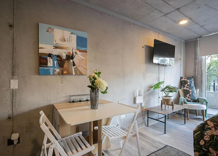 Enjoy La Reina In This Cozy Studio
